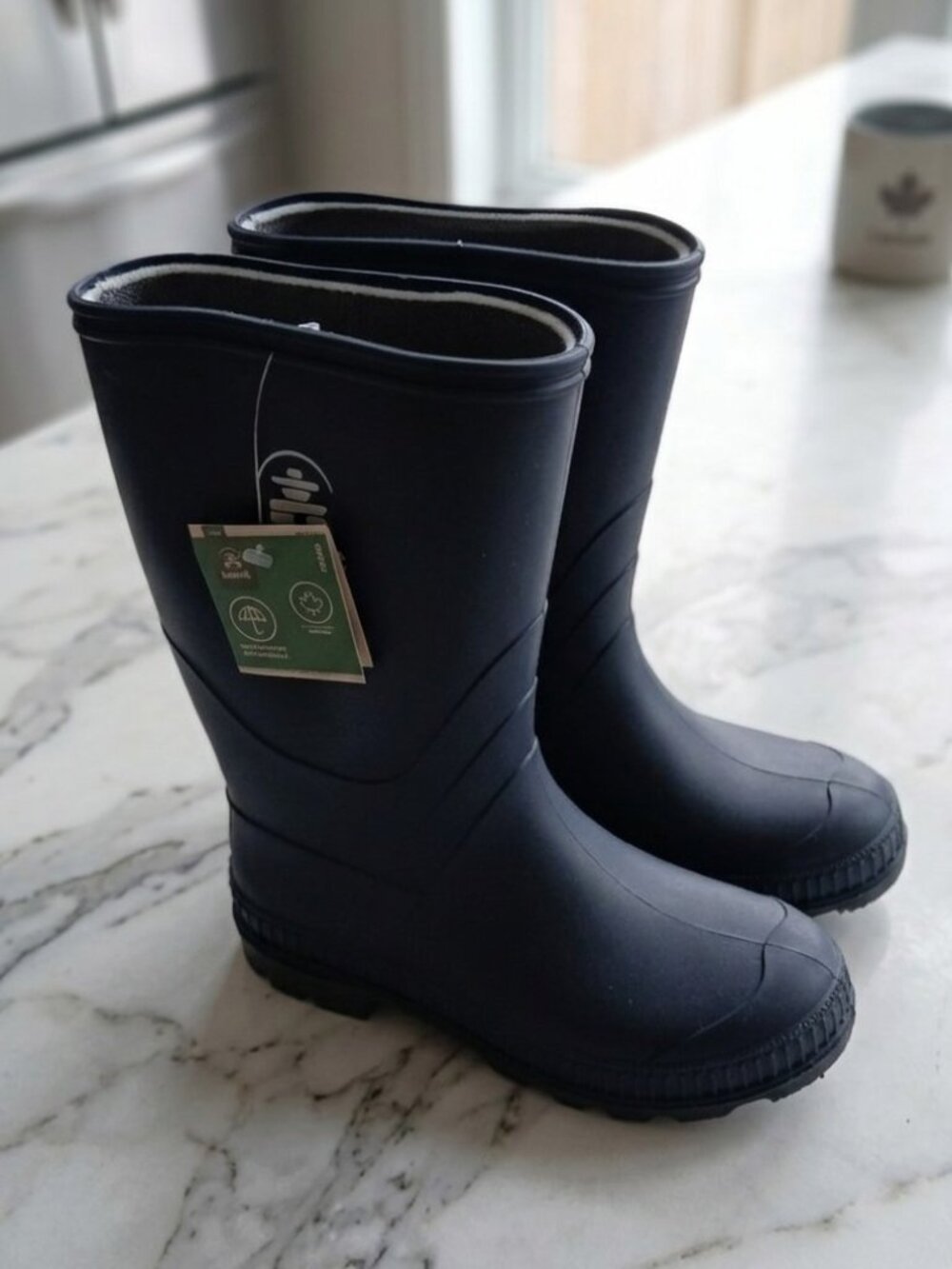 NWT Kamik Navy Blue Waterproof Kids Rain Boots - Size 5 - Made in Canada